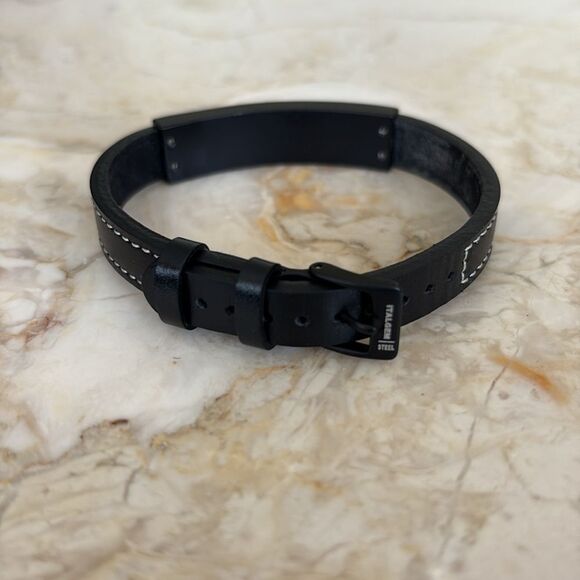 Italgem Stainless Steel Galaxy Plate Leather Bracelet Unisex - Picture 3 of 10